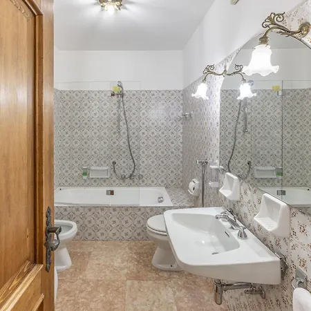 Casa D Ajal, Tranquilla E Completamente Attrezzata * Κορτίνα Ντ' Αμπέτσο